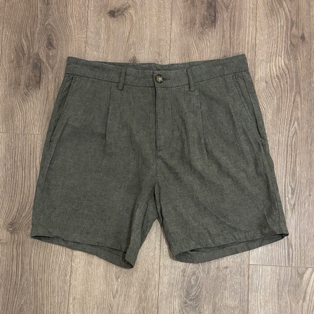 Old Navy Pleated Linen Chino Shorts 7”